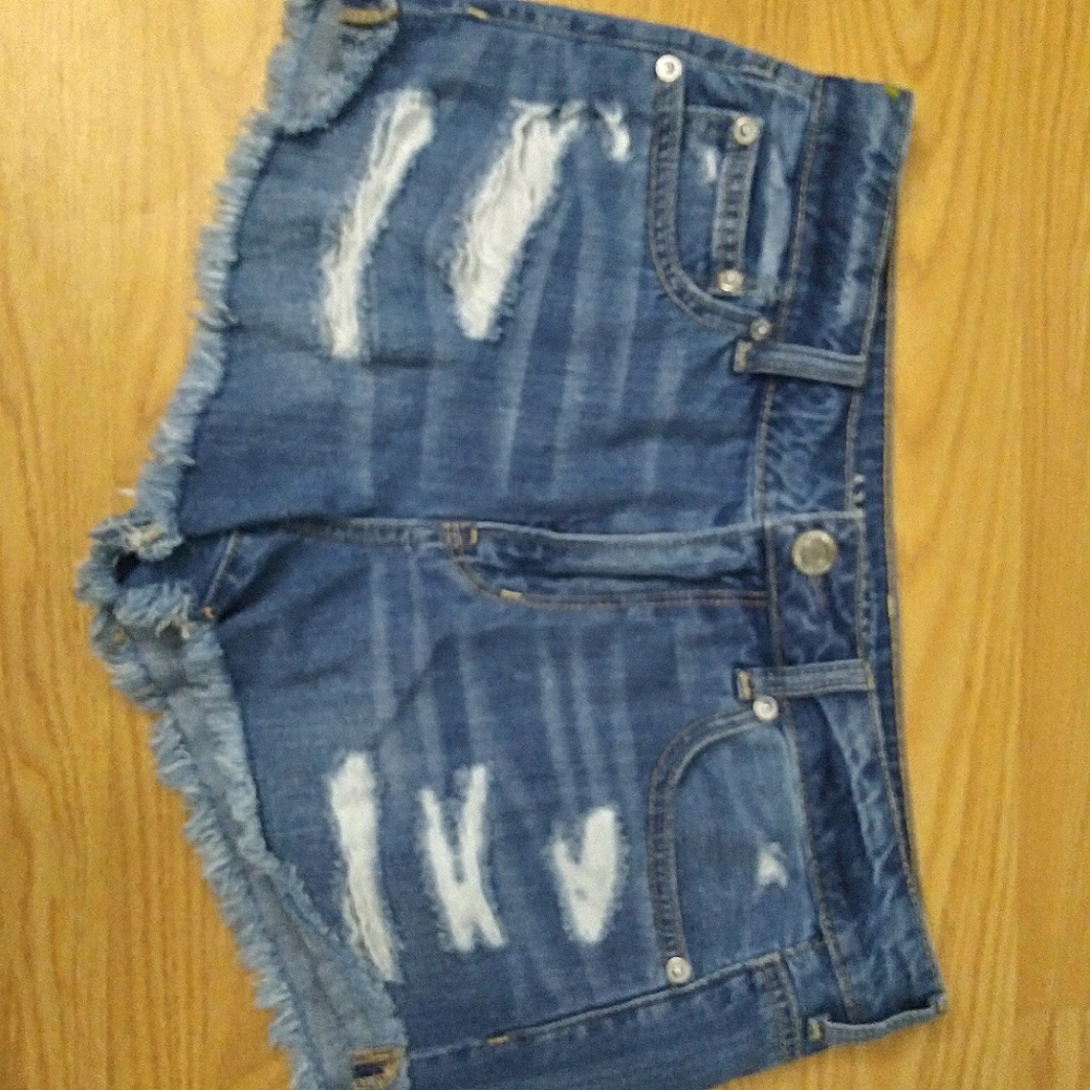 American Eagle Denim Jean Shorts size 6 - Picture 3 of 7